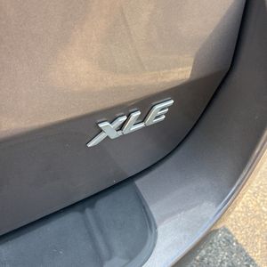 2020 Toyota SIENNA XLE 8-PASSENGER thumbnail 23