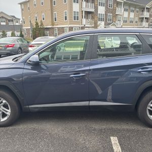 HYUNDAI TUCSON SE - 4