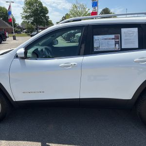 JEEP CHEROKEE LIMITED - 4