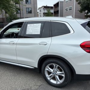 2018 BMW X3 XDRIVE30I photo 6