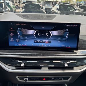 صورة مصغرة 40 لـ 2026 BMW X7 XDRIVE40I