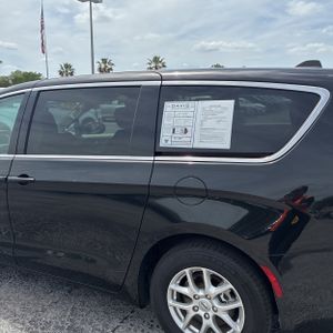 CHRYSLER VOYAGER LX - 6