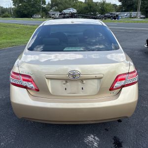 2011 Toyota CAMRY LE photo 5