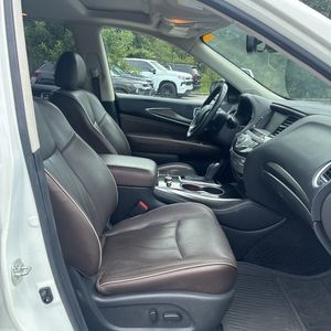 2020 Infiniti QX60 LUXE 照片 33