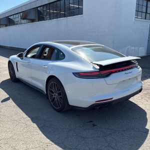 PORSCHE PANAMERA 4 PLATINUM EDITION - 5