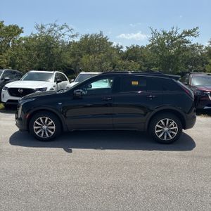 صورة 3 لـ 2022 Cadillac XT4 SPORT