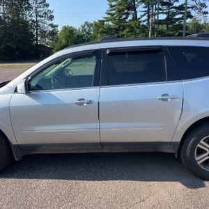 2015 Chevrolet TRAVERSE LT — фото 4