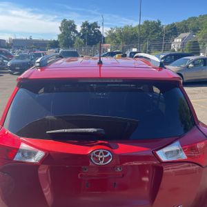 2015 Toyota RAV4 LE 照片 16
