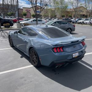 FORD MUSTANG GT PREMIUM - 5