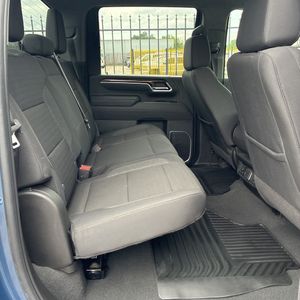 2025 Chevrolet SILVERADO 2500HD LT 缩略图 33