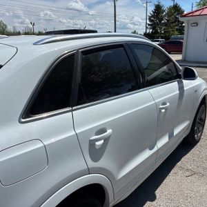 AUDI Q3 2.0T PREMIUM - 9