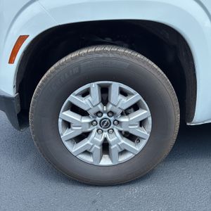 صورة مصغرة 17 لـ 2022 Nissan FRONTIER SV