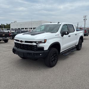 صورة 1 لـ 2024 Chevrolet SILVERADO 1500 ZR2
