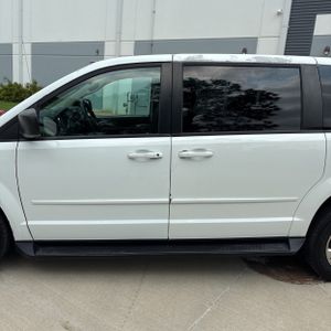DODGE GRAND CARAVAN - 4
