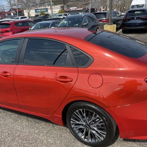 KIA FORTE GT-LINE - 6