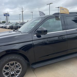 FORD EXPEDITION ACTIVE - 2