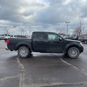 NISSAN FRONTIER SV - 10