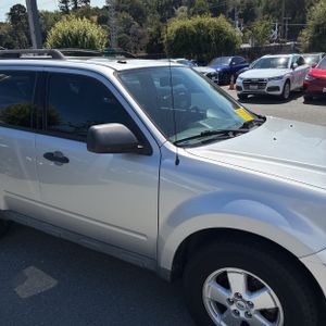 2010 FORD ESCAPE XLT 照片 13
