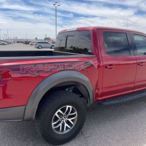 FORD F-150 RAPTOR - 9
