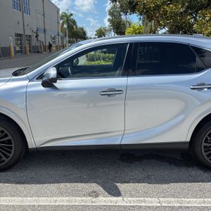 2026 Lexus RX 450H+ PREMIUM — фото 3