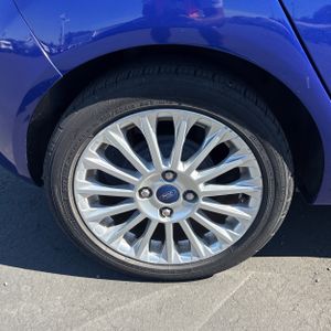 صورة 19 لـ 2014 FORD FIESTA TITANIUM