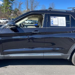 FORD EXPLORER PLATINUM - 4