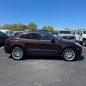 PORSCHE MACAN S - 10