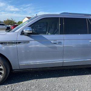 LINCOLN NAVIGATOR L BLACK LABEL - 4