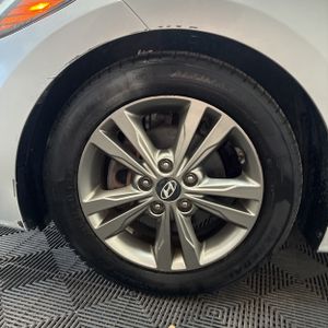 صورة مصغرة 17 لـ 2018 Hyundai ELANTRA SEL