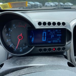 2013 Chevrolet SONIC LT AUTO — миниатюра 38