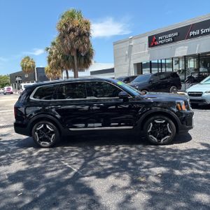 صورة 10 لـ 2024 KIA TELLURIDE S