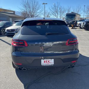 PORSCHE MACAN S - 7
