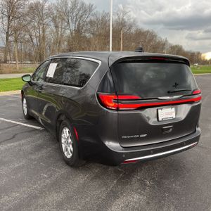 CHRYSLER PACIFICA TOURING L - 5
