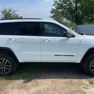 JEEP GRAND CHEROKEE - 9