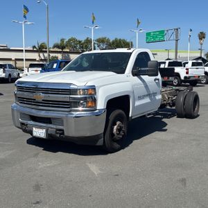 CHEVROLET SILVERADO - 1