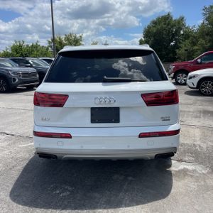 AUDI Q7 3.0T PREMIUM - 7