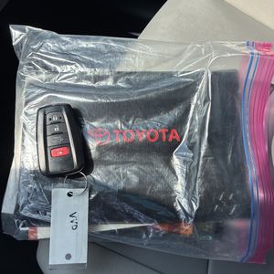2019 Toyota RAV4 XLE PREMIUM — фото 55