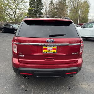 FORD EXPLORER XLT - 7