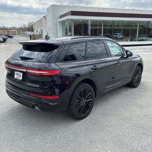 LINCOLN CORSAIR RESERVE - 8