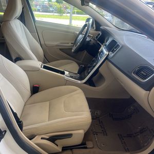 2012 Volvo S60 T5 缩略图 33