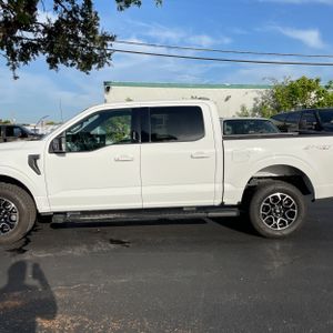 صورة 3 لـ 2023 FORD F-150 XLT