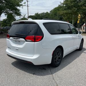 2020 Chrysler PACIFICA TOURING — фото 8