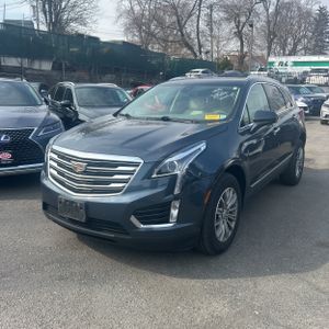 CADILLAC XT5 LUXURY - 1