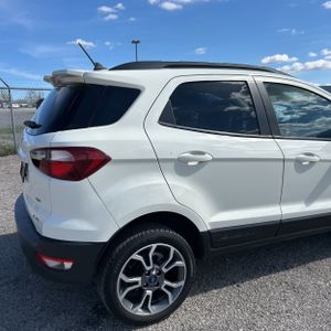 FORD ECOSPORT SES - 9