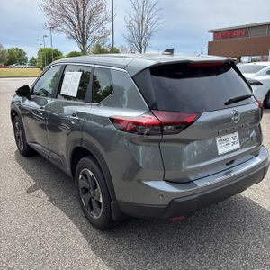NISSAN ROGUE SV - 5
