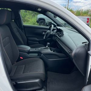 صورة 33 لـ 2024 Honda HR-V SPORT