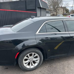 CHRYSLER 300 LIMITED - 9