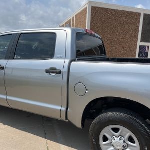 TOYOTA TUNDRA - 6