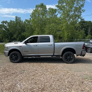 2019 RAM 2500 LARAMIE 照片 3