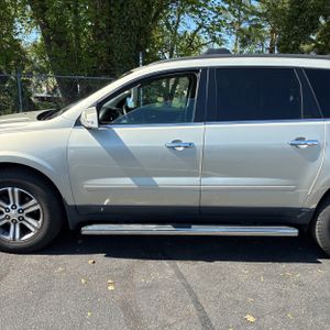 CHEVROLET TRAVERSE LT - 4